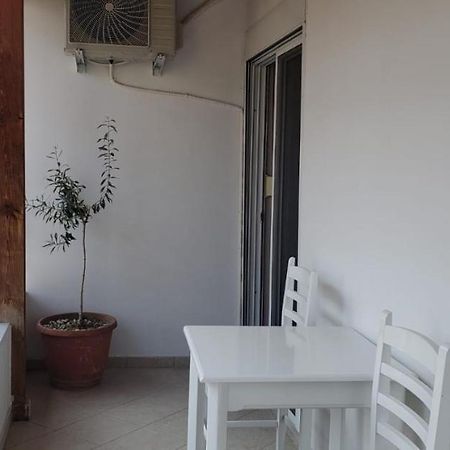 Michalis, 2-Bedroom Apartment In Saranda Exteriér fotografie