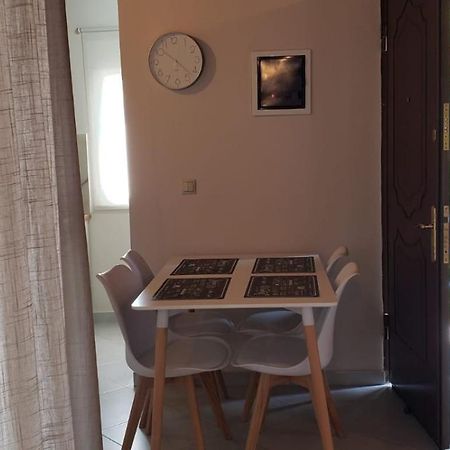 Michalis, 2-Bedroom Apartment In Saranda Exteriér fotografie