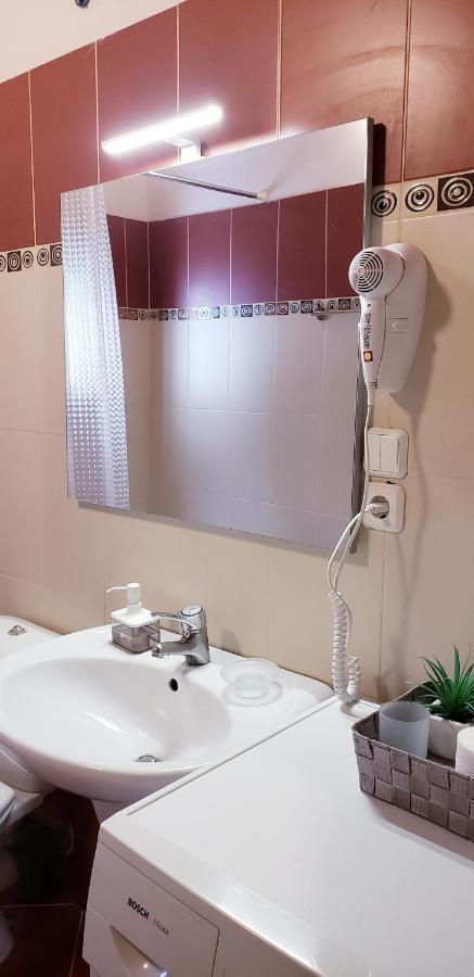 Michalis, 2-Bedroom Apartment In Saranda Exteriér fotografie
