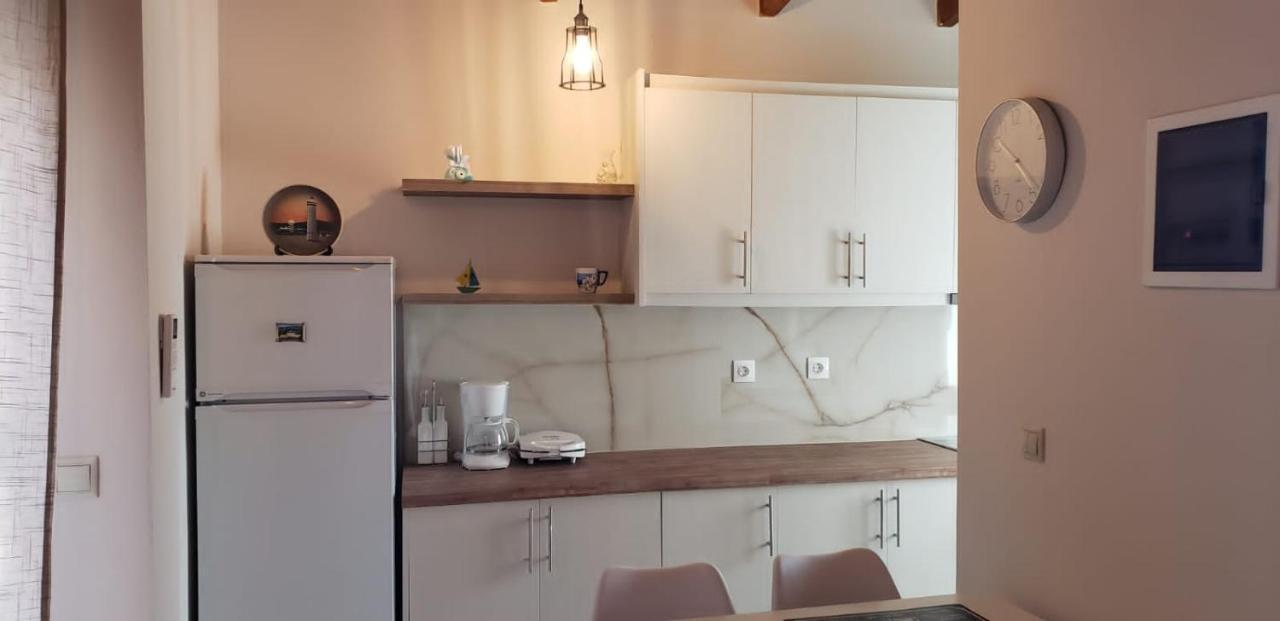 Michalis, 2-Bedroom Apartment In Saranda Exteriér fotografie